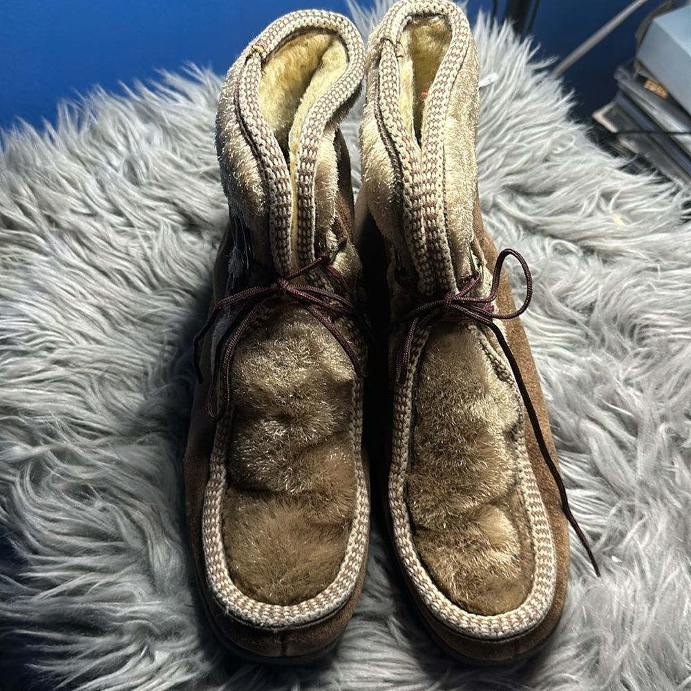 Snowland Retro Brown Snow Boots Women’s Size 7 – 1960s 1970s Vintage Winter
